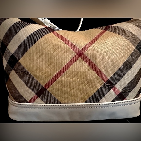 Burberry Super Nova Check Bag Restored - Picture 12 of 15